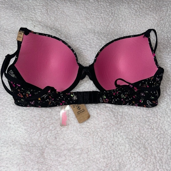 PINK Victoria's Secret Black and Pink Bra Intimates Sleepwear - Picture 3 of 10